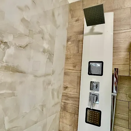 Apartamento Tiger Deluxe Apartment Rome 50 M From Tram