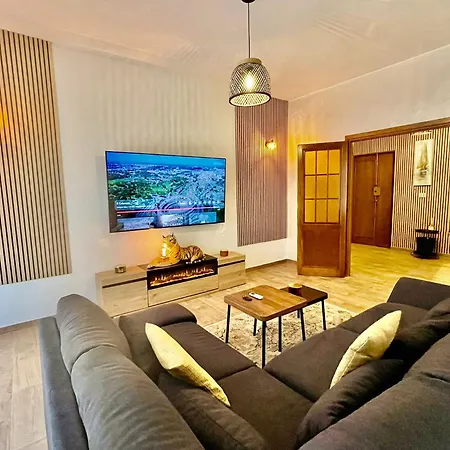 Tiger Deluxe Apartment Rome 50 M From Tram * Roma